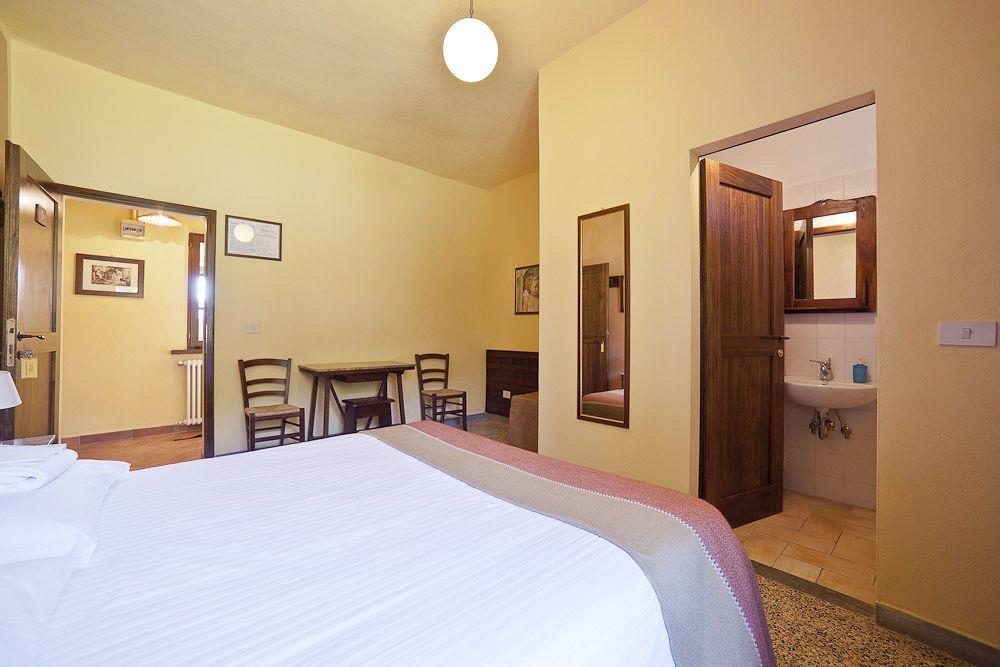 Agriturismo Fattoria Voltrona San Gimignano Exterior foto