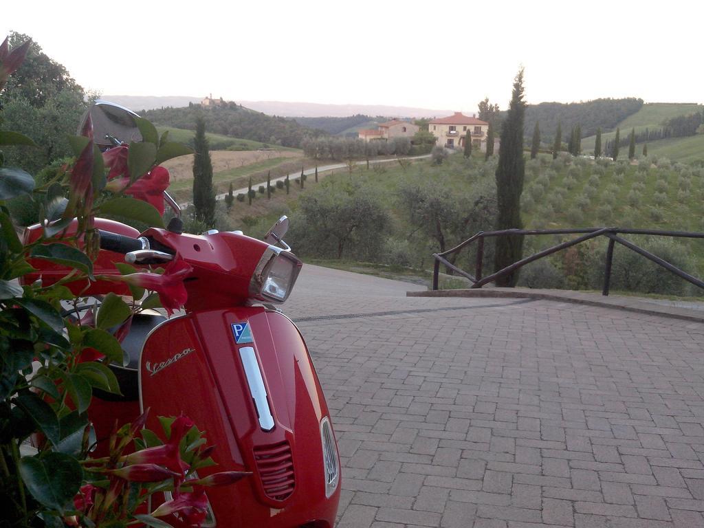 Agriturismo Fattoria Voltrona San Gimignano Exterior foto