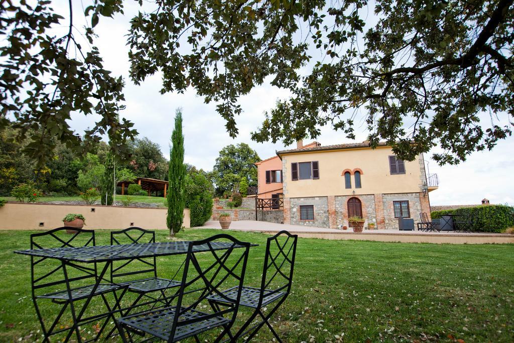 Agriturismo Fattoria Voltrona San Gimignano Exterior foto