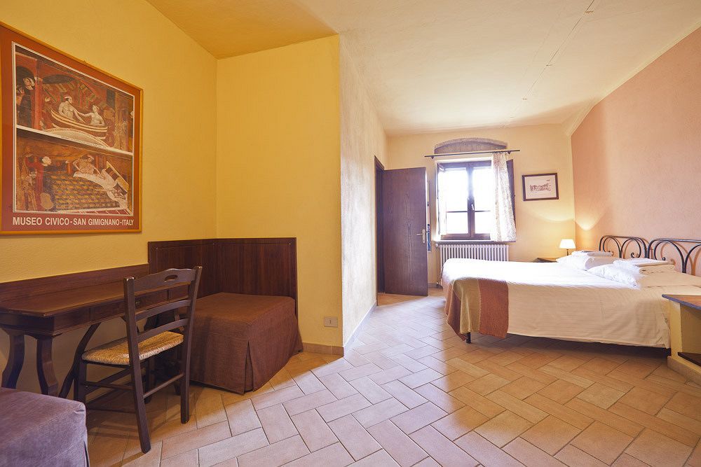 Agriturismo Fattoria Voltrona San Gimignano Exterior foto