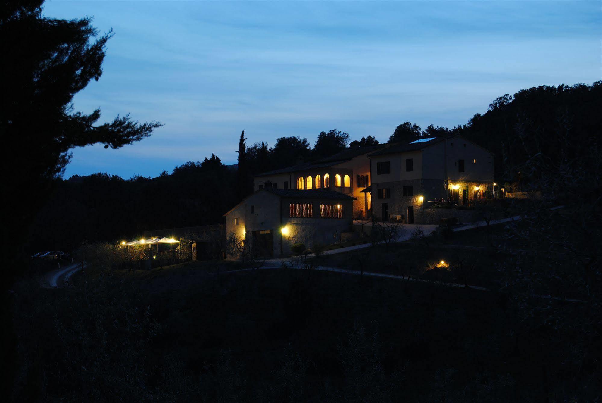 Agriturismo Fattoria Voltrona San Gimignano Exterior foto